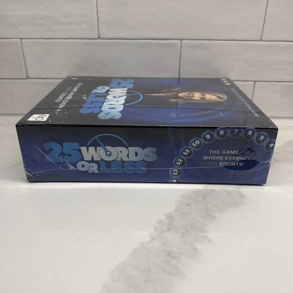 25 Words or Less Fast-Paced Word Game Friends & Family Board Game Sealed 2021